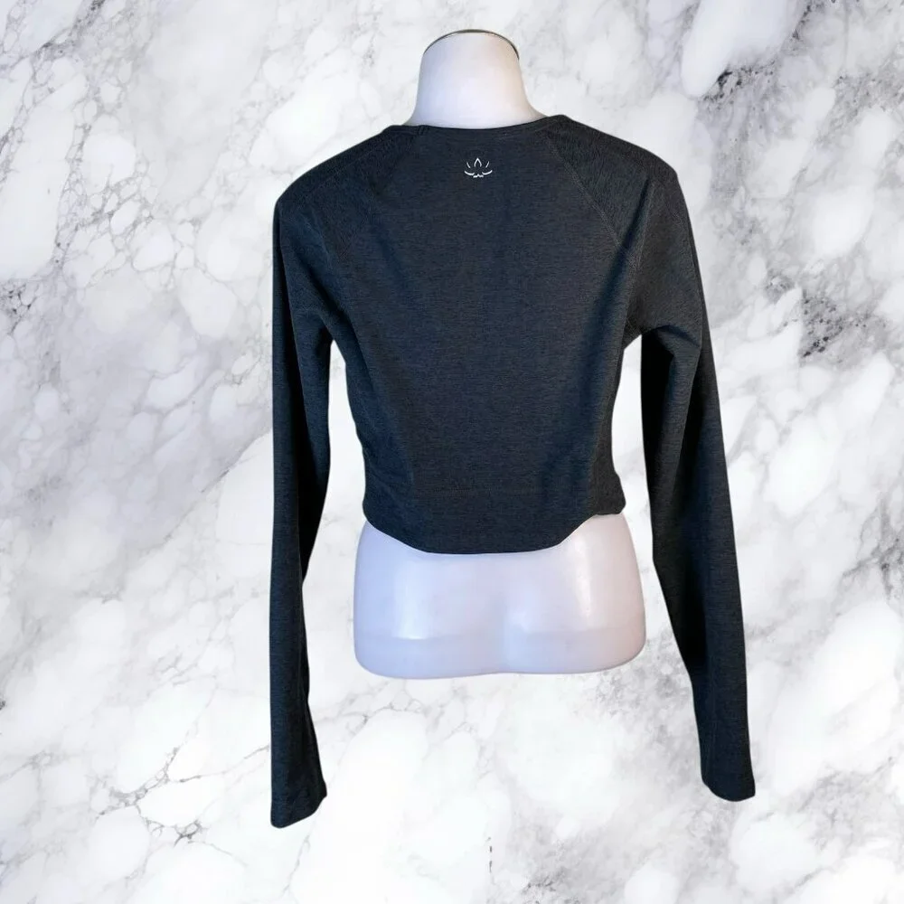 Beyond Yoga Spacedye Vitality Pullover Top in Darkest Night
